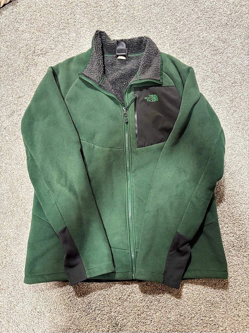 The North Face Crest Full-Zip Jacket Green & Black Medium